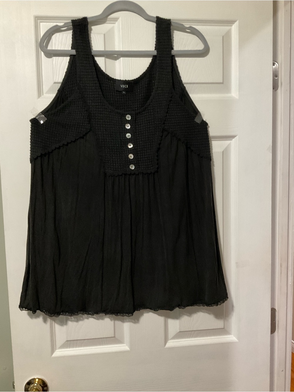 Vici Black Sleeveless Button-Front Tank with Textured Yoke